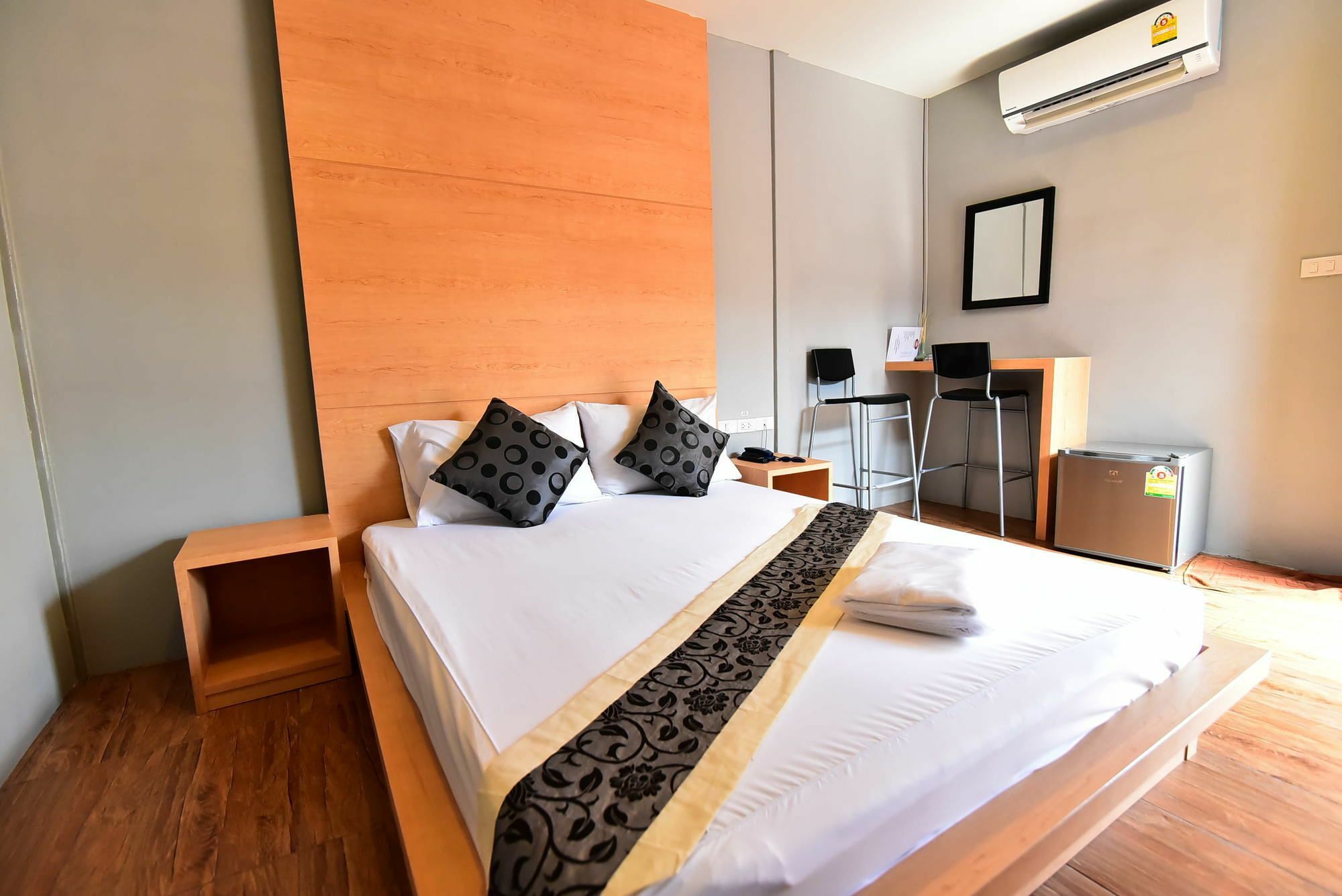 Love Box Resort Bangkok Bagian luar foto